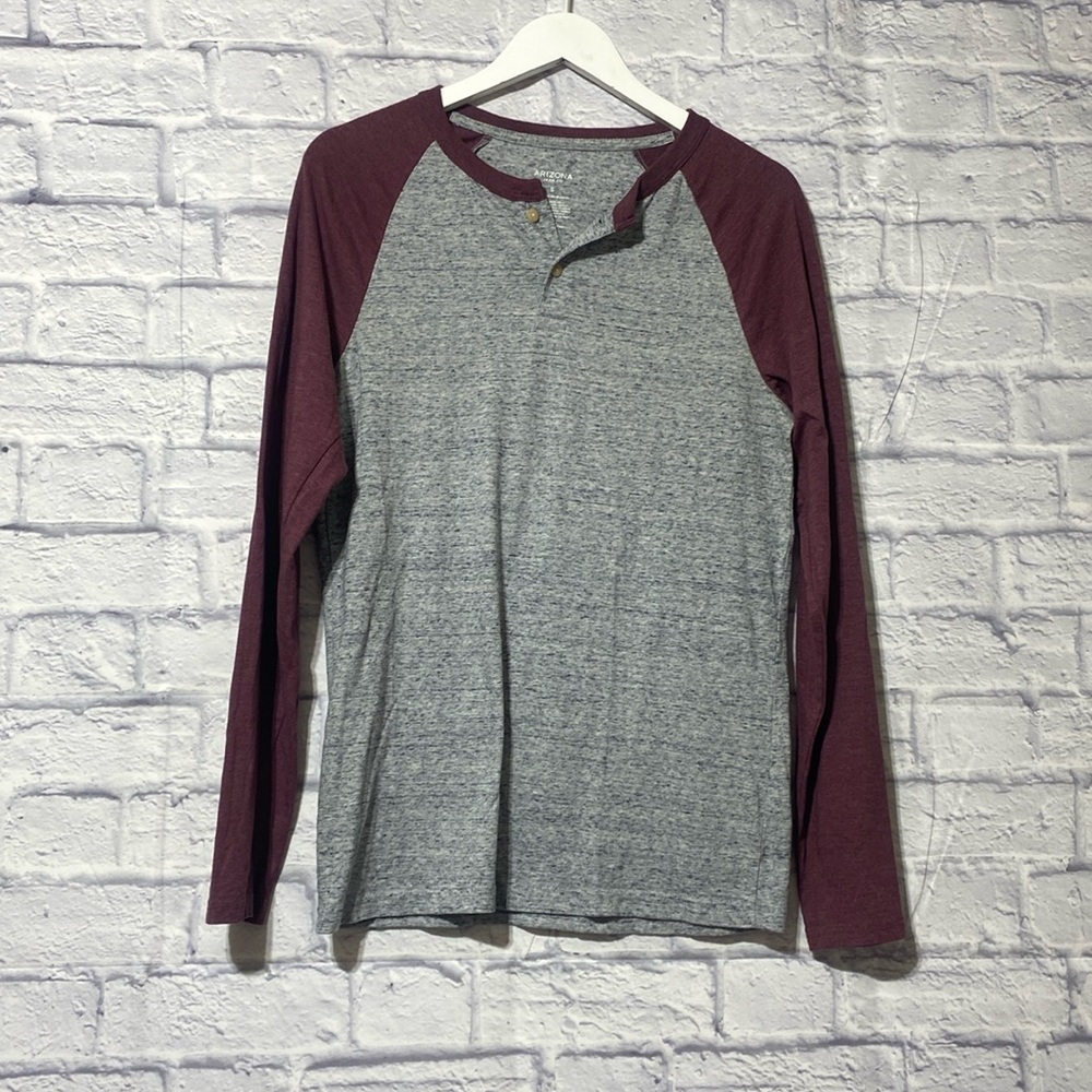 Arizona jeans co. Long sleeves